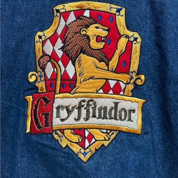 Harry Potter Gryffindor Jean Jacket size Medium - Picture 3 of 6